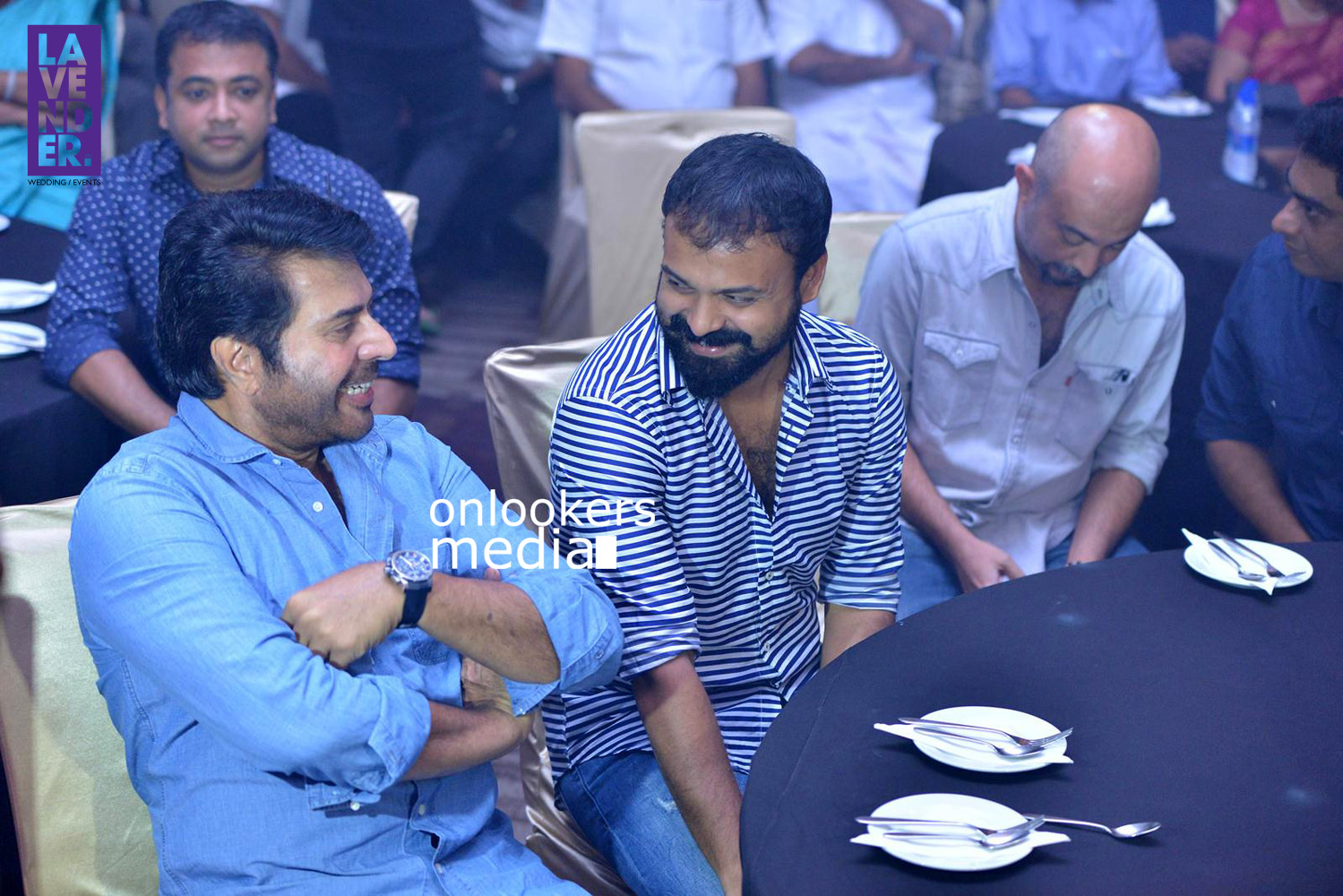https://onlookersmedia.in/wp-content/uploads/2015/09/Mammootty-and-Kunchacko-Boban-at-Kohinoor-audio-launch-function-Stills-Photos-2.jpg