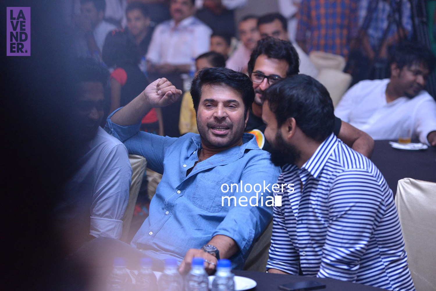 https://onlookersmedia.in/wp-content/uploads/2015/09/Mammootty-and-Kunchacko-Boban-at-Kohinoor-audio-launch-function-Stills-Photos-3.jpg