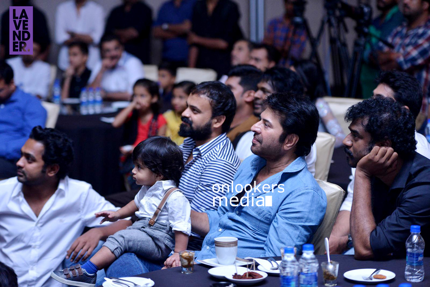 https://onlookersmedia.in/wp-content/uploads/2015/09/Mammootty-with-Asif-Alis-son-Adam-at-Kohinoor-audio-launch-function-Stills-Photos-3.jpg