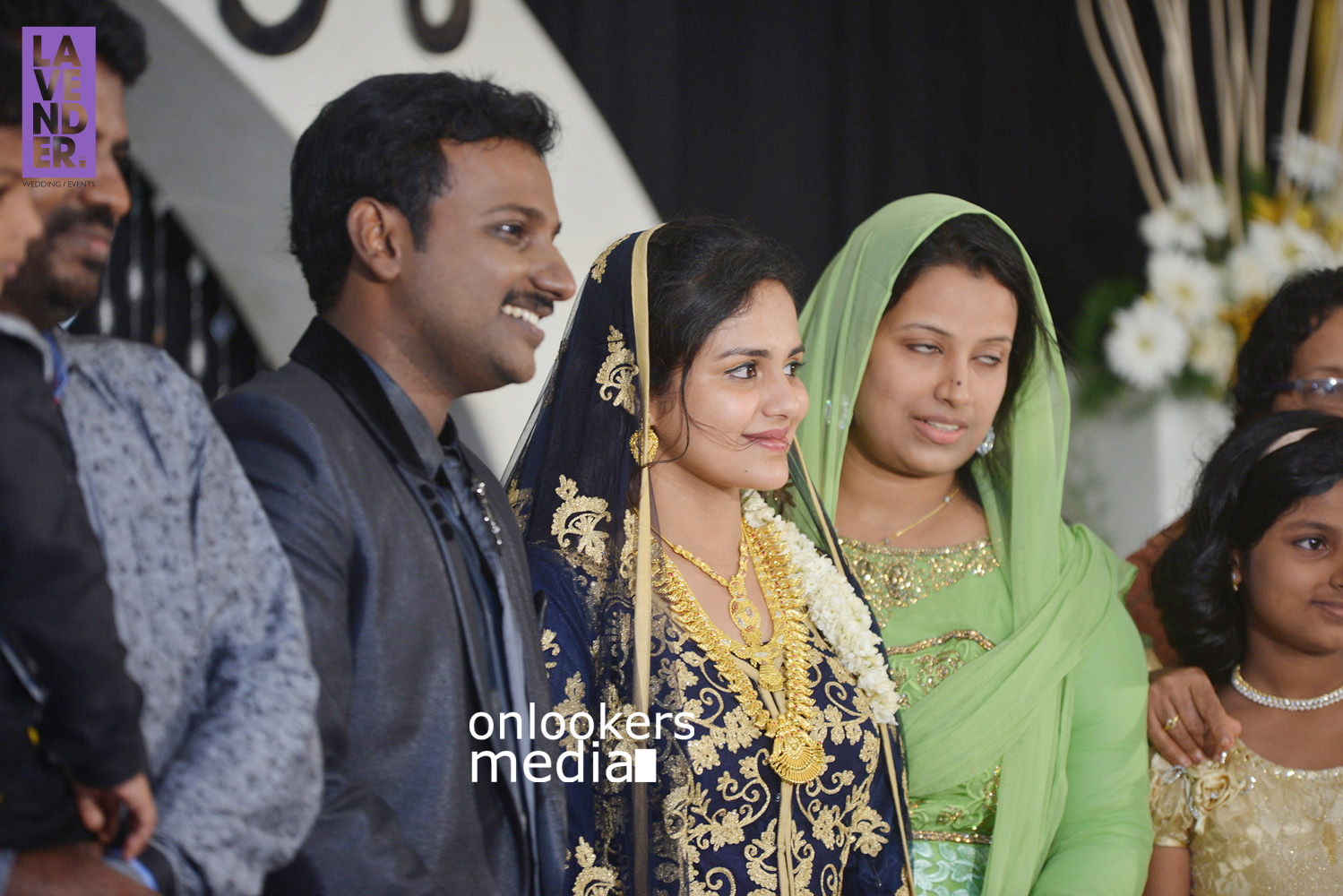 https://onlookersmedia.in/wp-content/uploads/2015/09/Najim-Arshad-Wedding-Reception-Stills-Photos-2.jpg