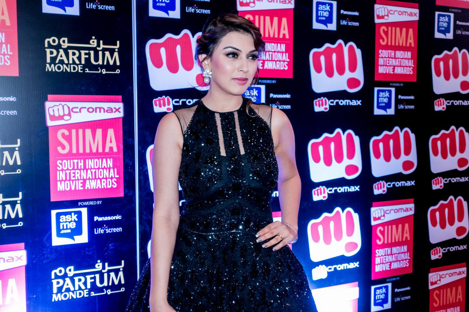 https://onlookersmedia.in/wp-content/uploads/2015/09/SIIMA-awards-2015-stills-photos-126.jpg