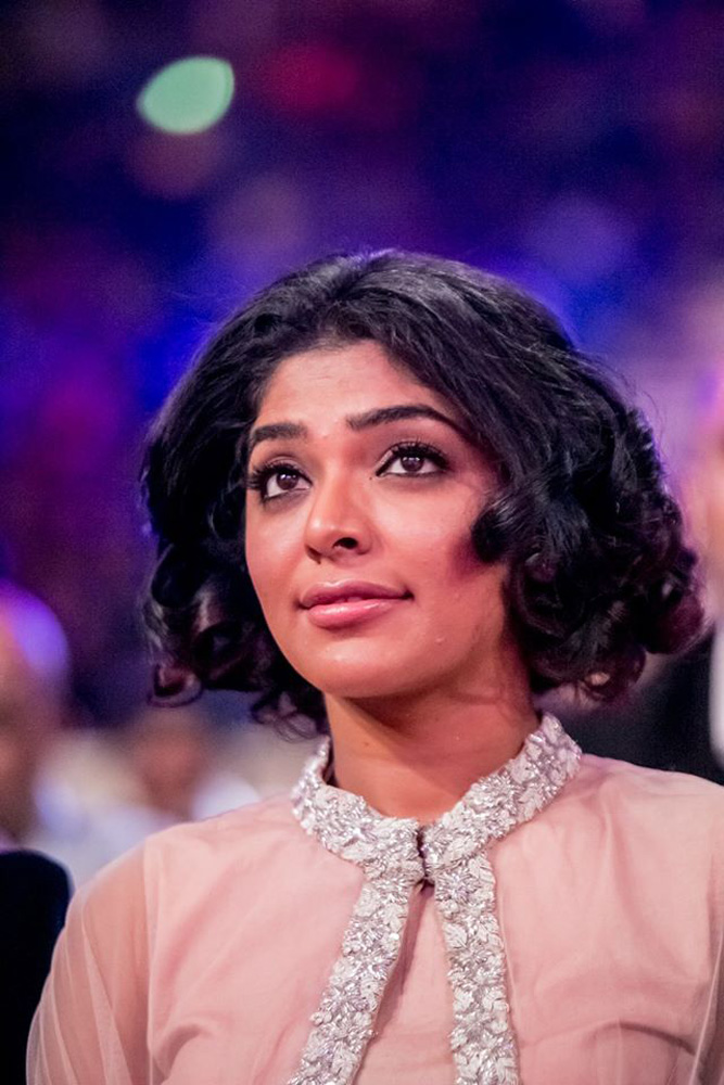 https://onlookersmedia.in/wp-content/uploads/2015/09/SIIMA-awards-2015-stills-photos-157.jpg