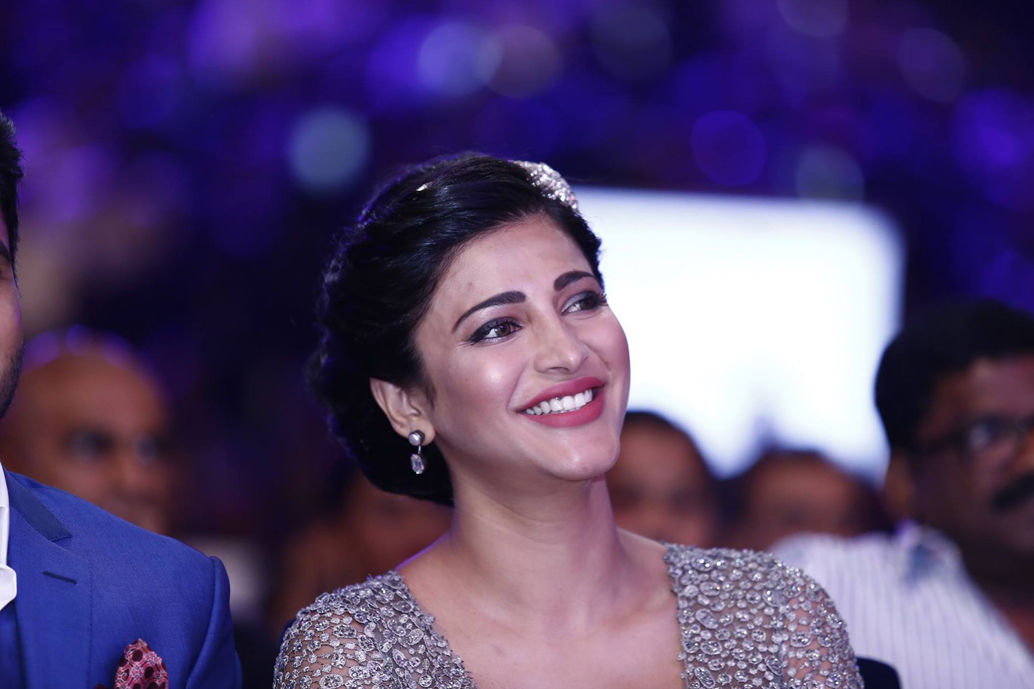 https://onlookersmedia.in/wp-content/uploads/2015/09/SIIMA-awards-2015-stills-photos-51.jpg