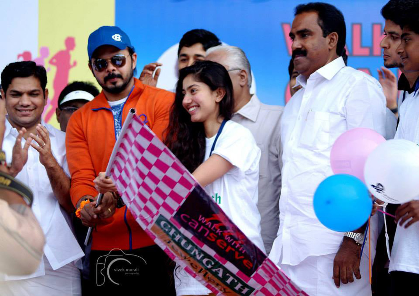 https://onlookersmedia.in/wp-content/uploads/2015/09/Sai-Pallavi-Latest-Photos-Walk-with-cancer-7.jpg
