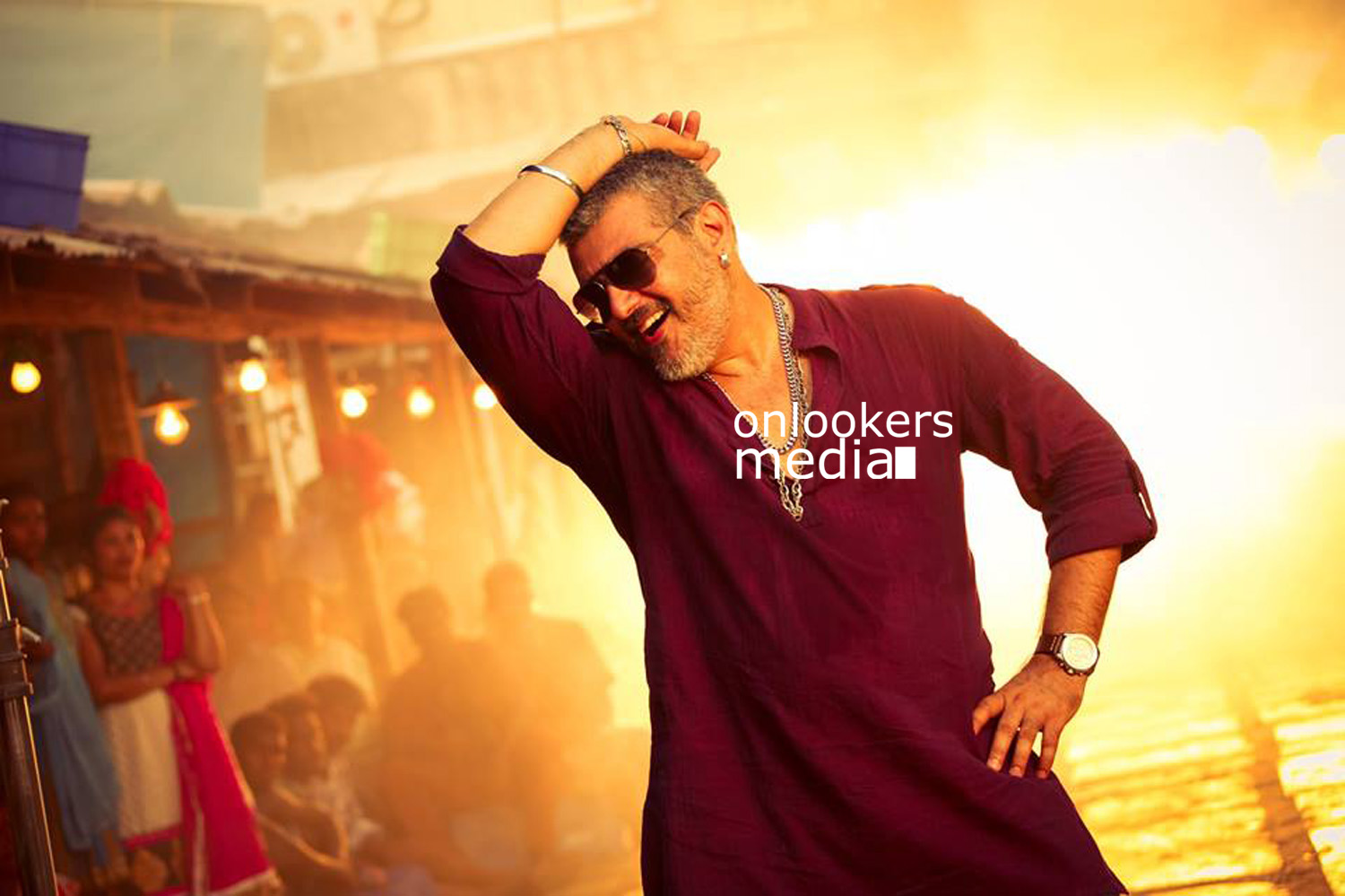 https://onlookersmedia.in/wp-content/uploads/2015/10/Ajith-in-Vedalam-Stills-Photos-8.jpg