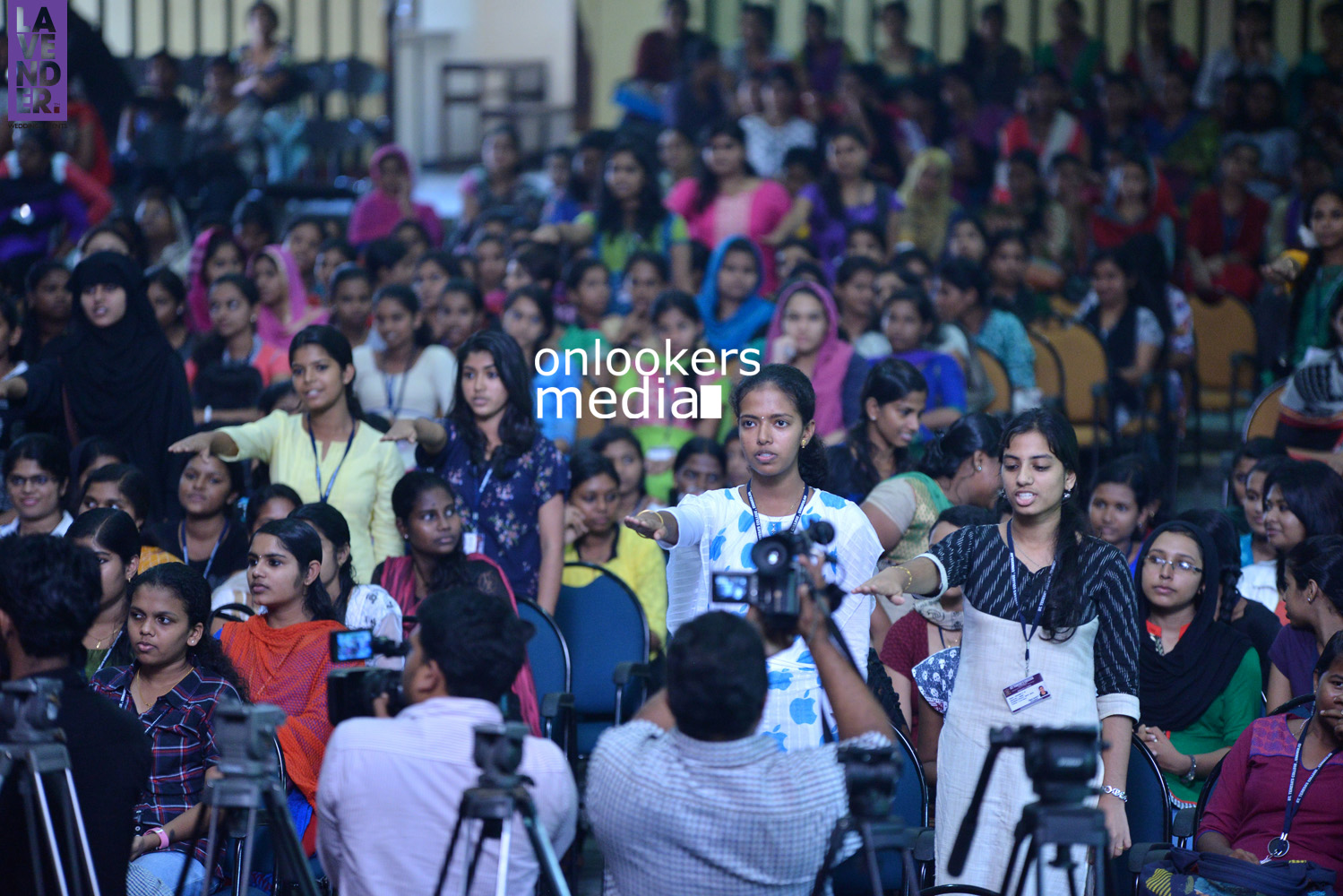 Manju Warrier and Rima Kallingal at St Teresa's College, ErnakulamHair