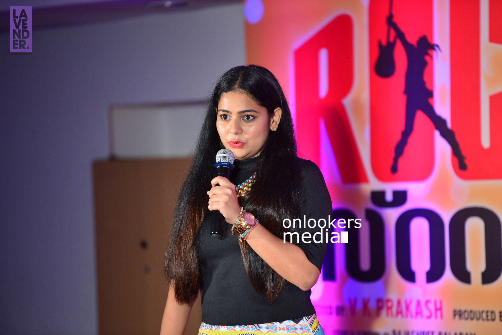 https://onlookersmedia.in/wp-content/uploads/2015/11/Eva-Pavithran-at-Rockstar-Audio-Launch-3.jpg