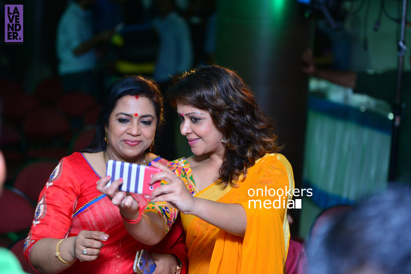 https://onlookersmedia.in/wp-content/uploads/2015/11/Poornima-Jayaram-at-Rockstar-Audio-Launch-Stills-Photos-6.jpg