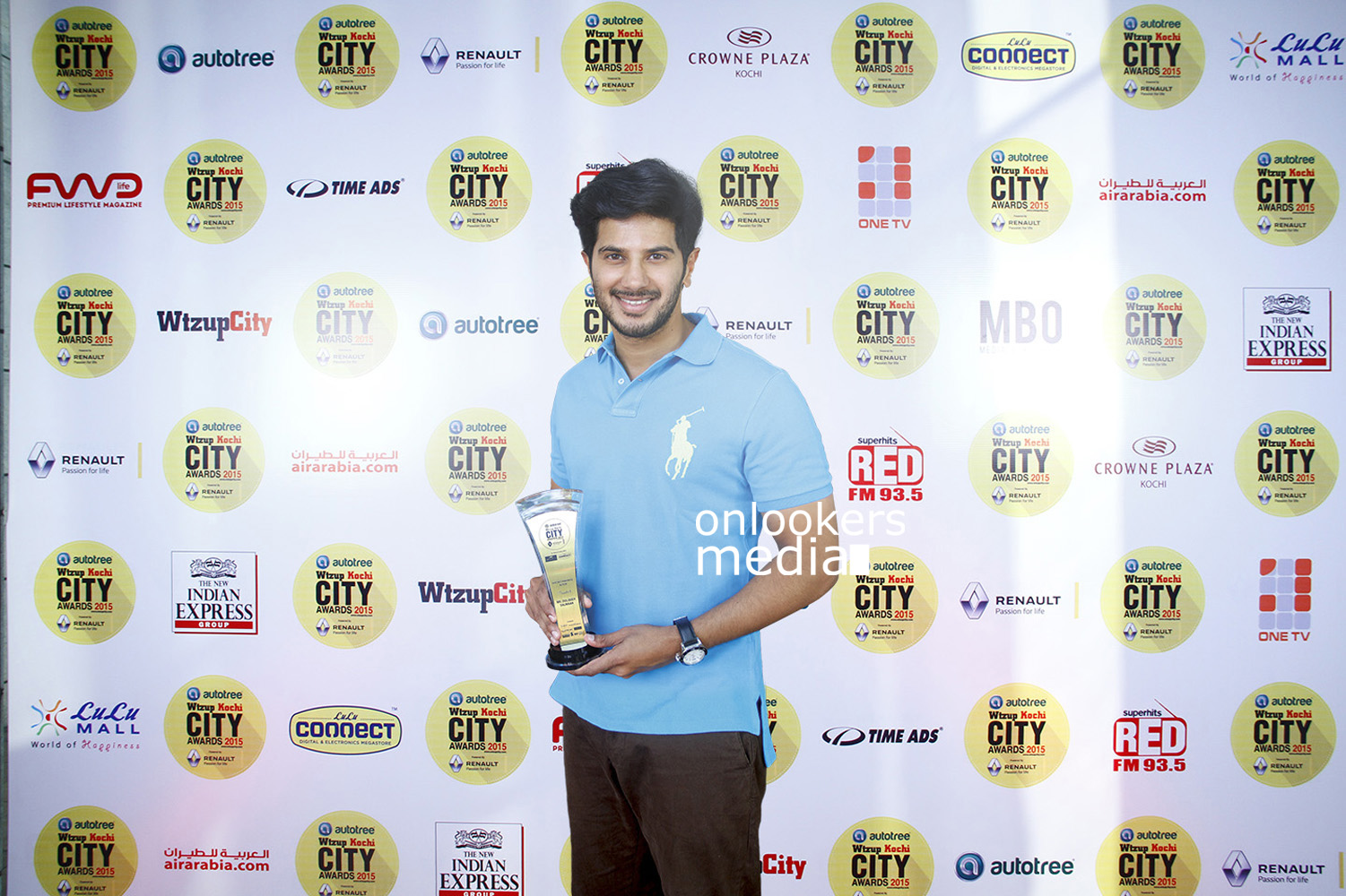 https://onlookersmedia.in/wp-content/uploads/2015/11/Wtzup-City-Awards-2015-Stills-Photos-31.jpg