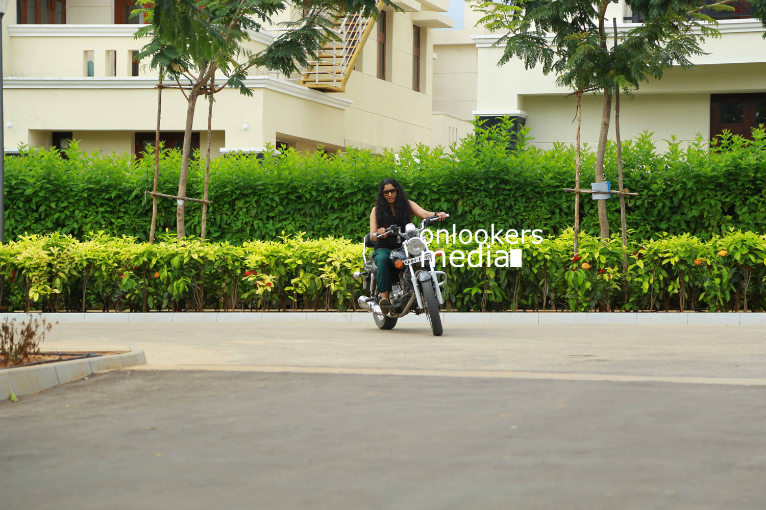 https://onlookersmedia.in/wp-content/uploads/2015/12/Anu-Mol-in-Rockstar-Malayalam-Movie-15.jpg