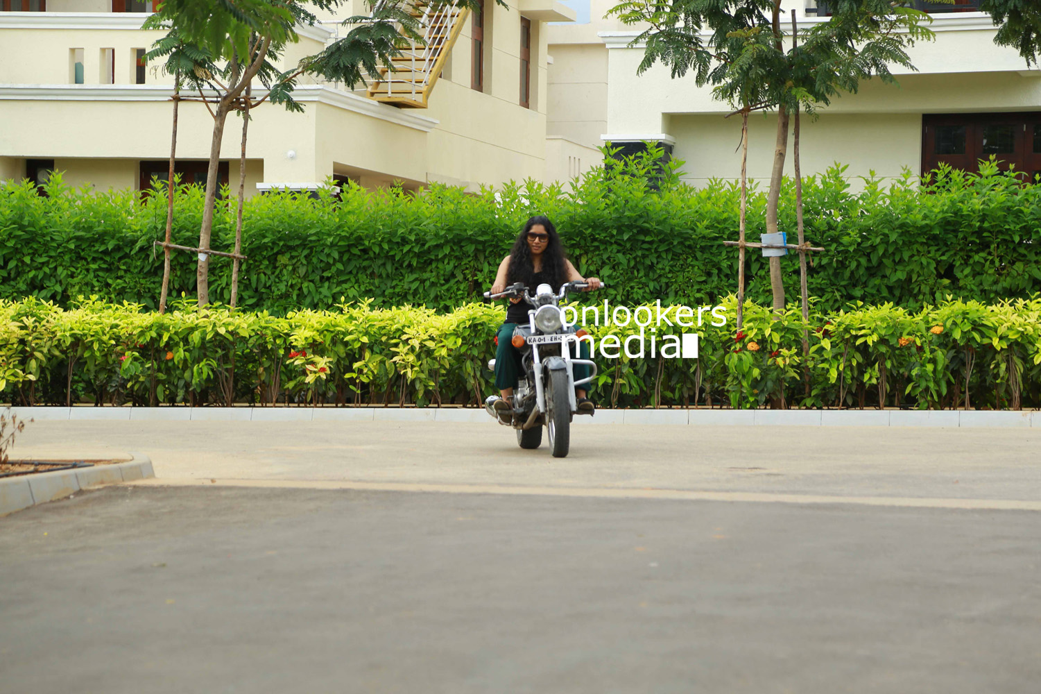https://onlookersmedia.in/wp-content/uploads/2015/12/Anu-Mol-in-Rockstar-Malayalam-Movie-16.jpg