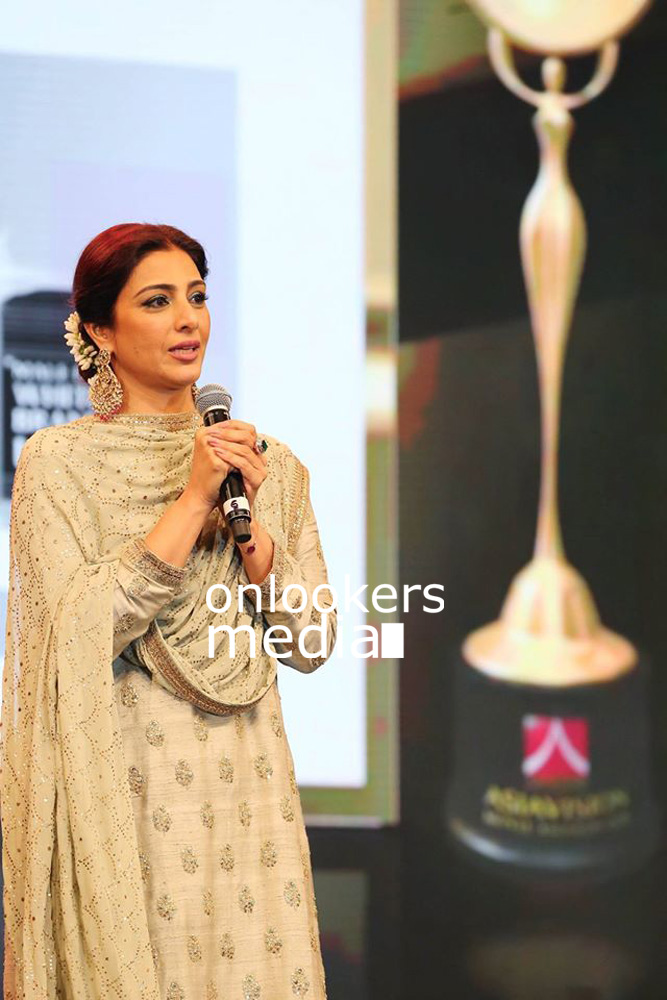 https://onlookersmedia.in/wp-content/uploads/2015/12/Asiavision-Awards-2015-Stills-Photos-13.jpg