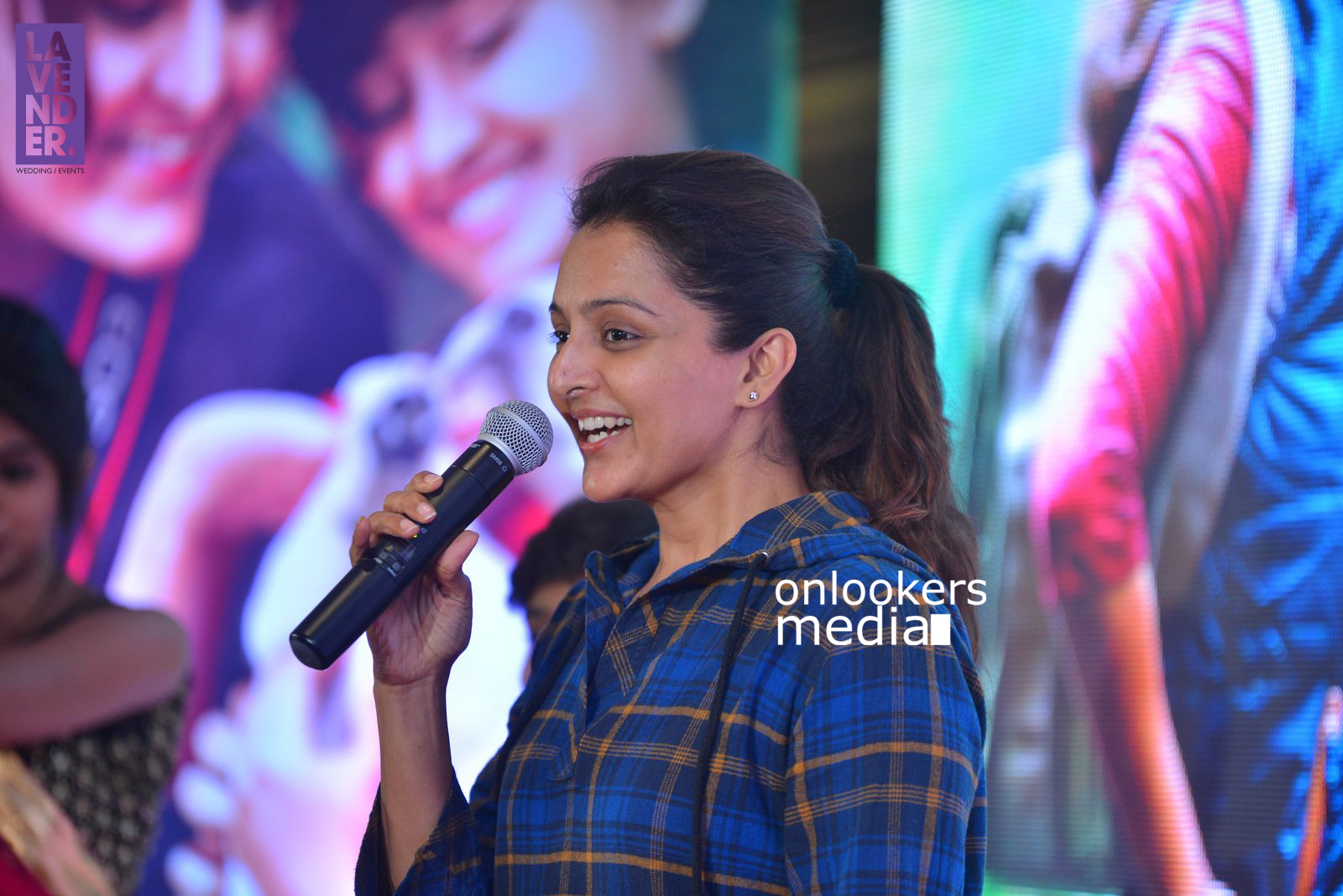 https://onlookersmedia.in/wp-content/uploads/2015/12/Manju-Warrier-at-Jo-and-the-Boy-Audio-Launch-Stills-6.jpg