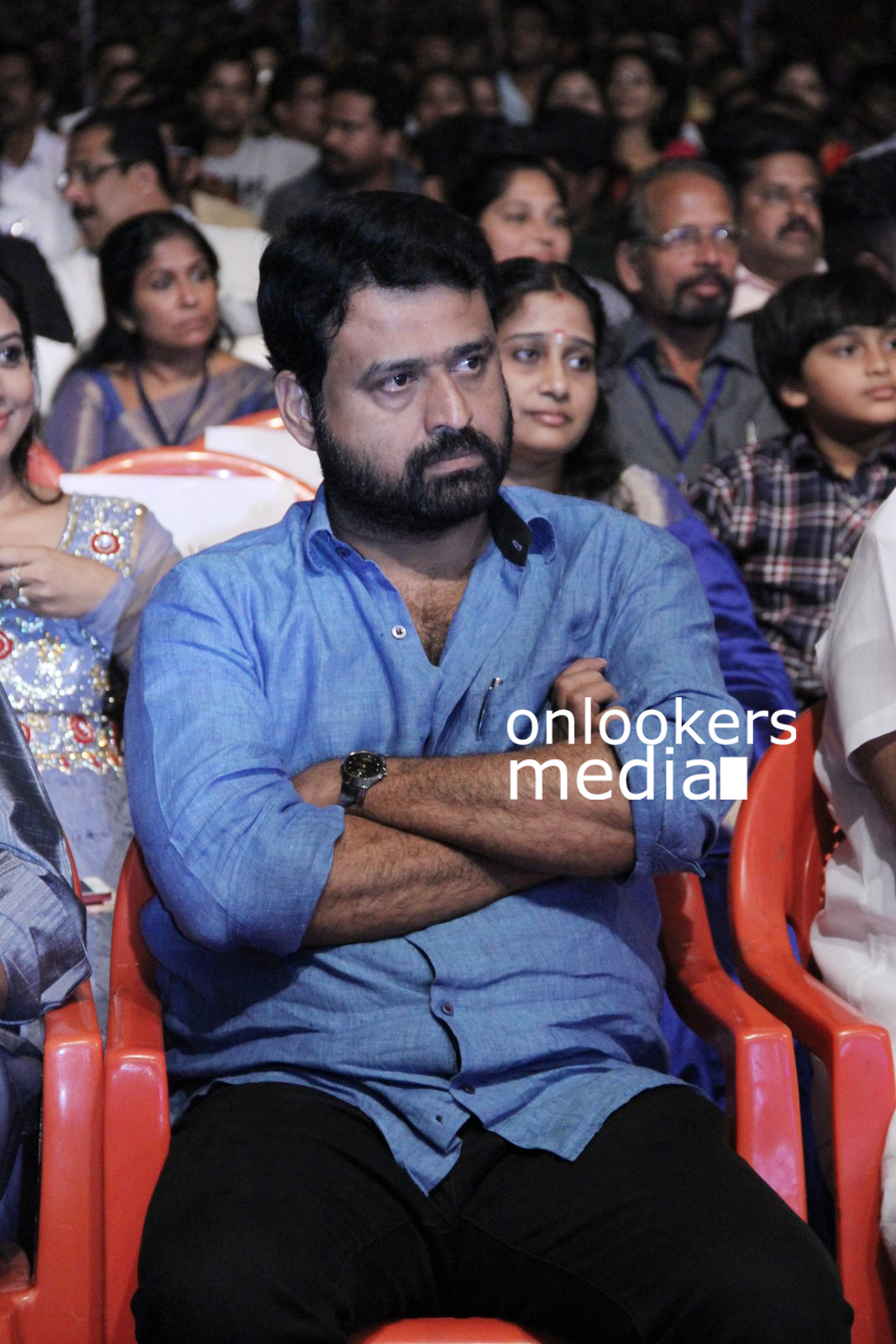 https://onlookersmedia.in/wp-content/uploads/2015/12/Ramu-Kariat-Awards-2015-Stills-Photos-27.jpg