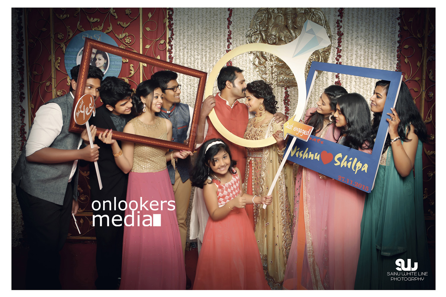 https://onlookersmedia.in/wp-content/uploads/2015/12/Shilpa-Bala-Wedding-Engagement-Stills-Photos-26.jpg