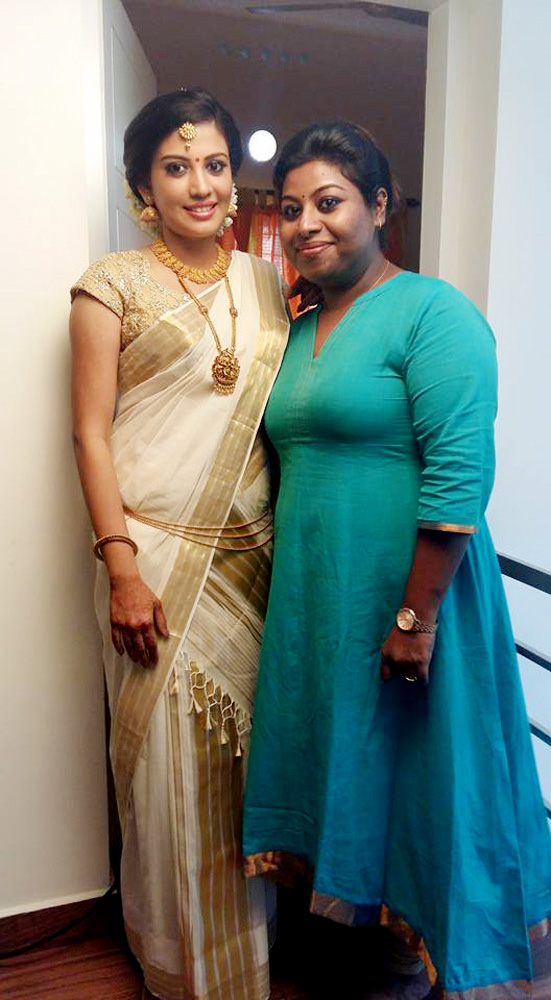 https://onlookersmedia.in/wp-content/uploads/2015/12/Shivada-Nair-Wedding-Stills-Photos-15.jpg