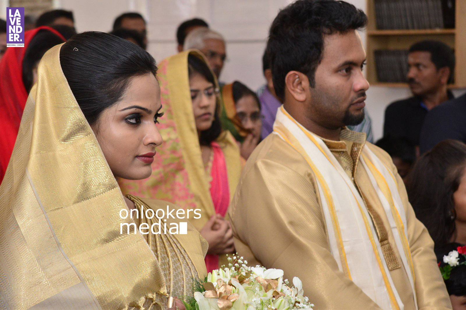 https://onlookersmedia.in/wp-content/uploads/2016/02/Aju-Varghese-Wedding-Stills-wife-Augustina-15.jpg