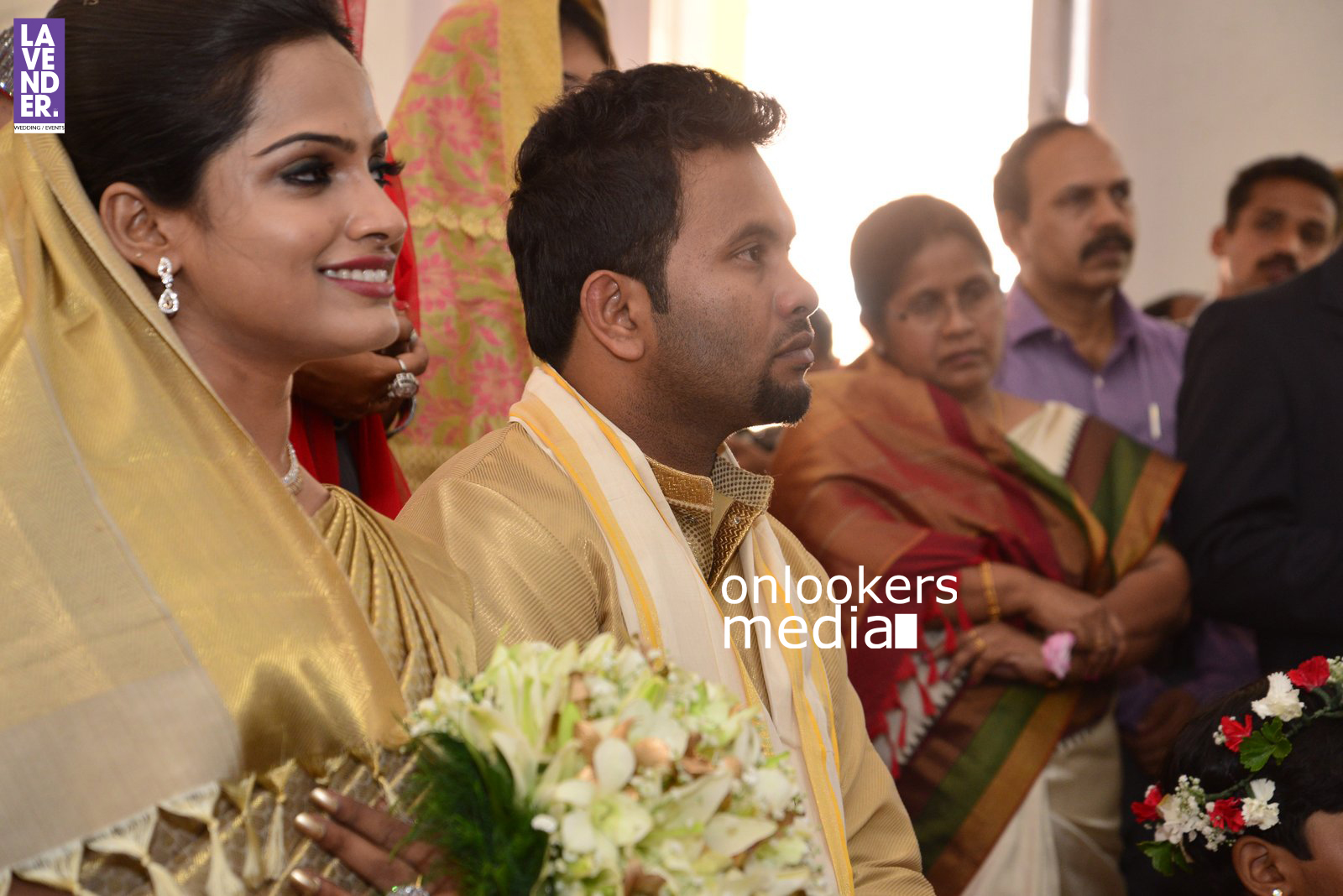 https://onlookersmedia.in/wp-content/uploads/2016/02/Aju-Varghese-Wedding-Stills-wife-Augustina-20.jpg