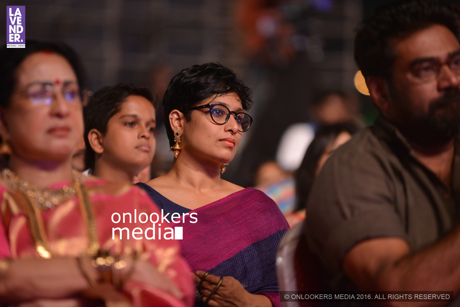 https://onlookersmedia.in/wp-content/uploads/2016/02/Asianet-Film-Award-2016-Stills-Photos-26.jpg