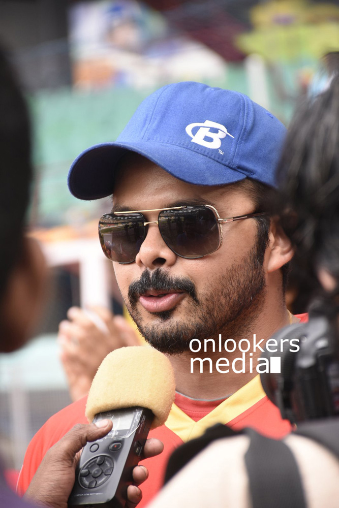 https://onlookersmedia.in/wp-content/uploads/2016/02/CCL-6-Kerala-Strikers-Stills-Photos-23.jpg