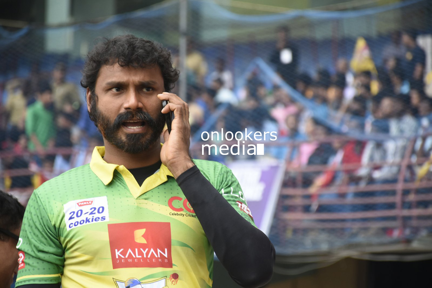 https://onlookersmedia.in/wp-content/uploads/2016/02/CCL-6-Kerala-Strikers-Stills-Photos-33.jpg