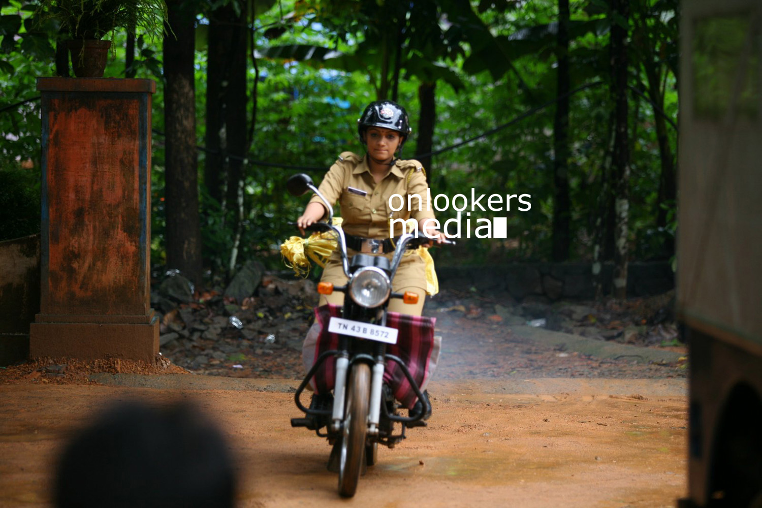 Ithu Thanda Police Malayalam movie stills-photos