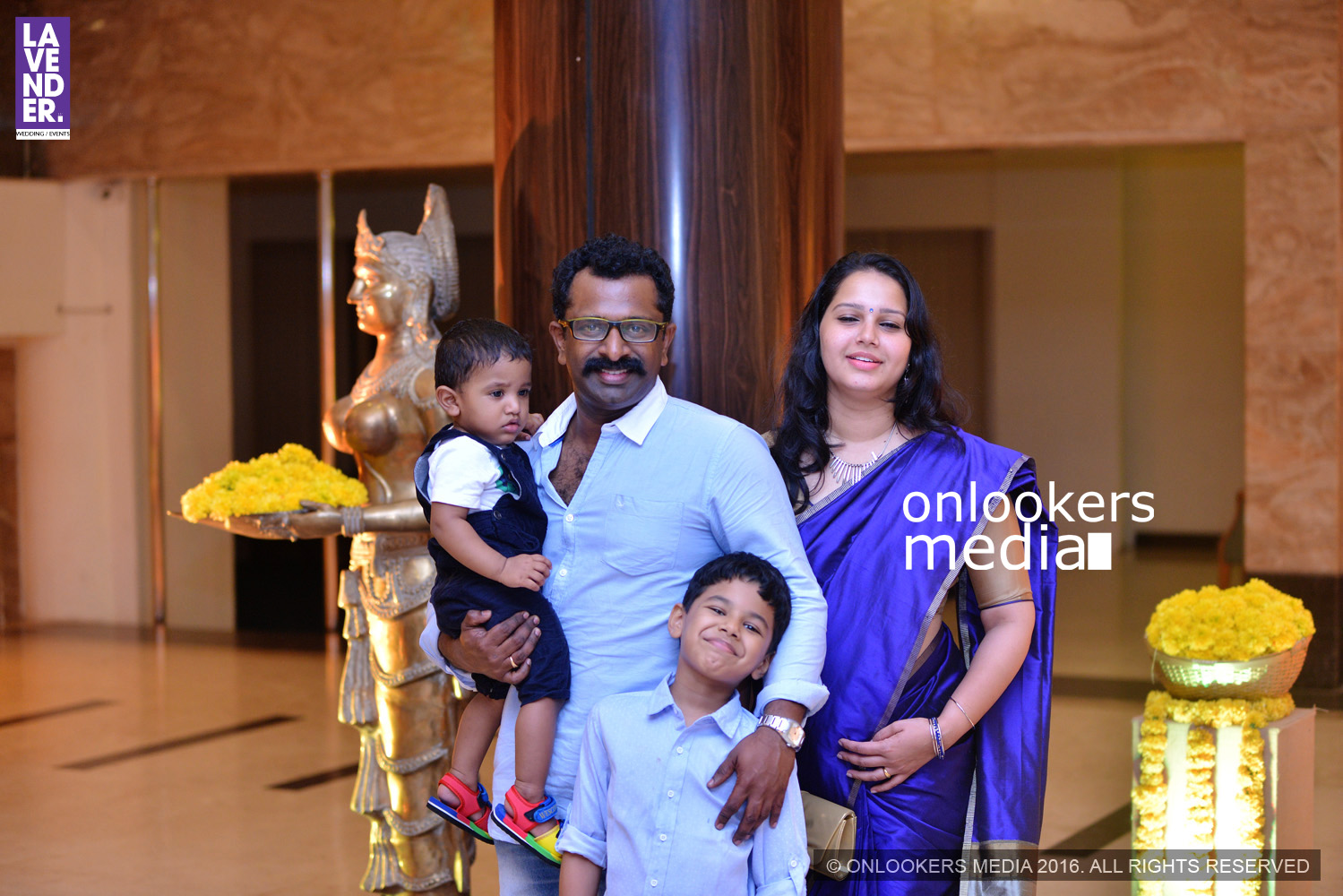 http://onlookersmedia.in/wp-content/uploads/2016/02/Vijayaraghavan-son-wedding-reception-stills-photos-50.jpg