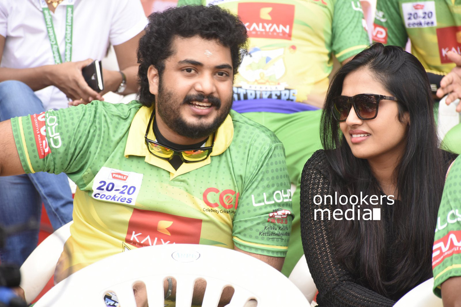 Vinu Mohan wife Vidhya Mohan at CCL 6