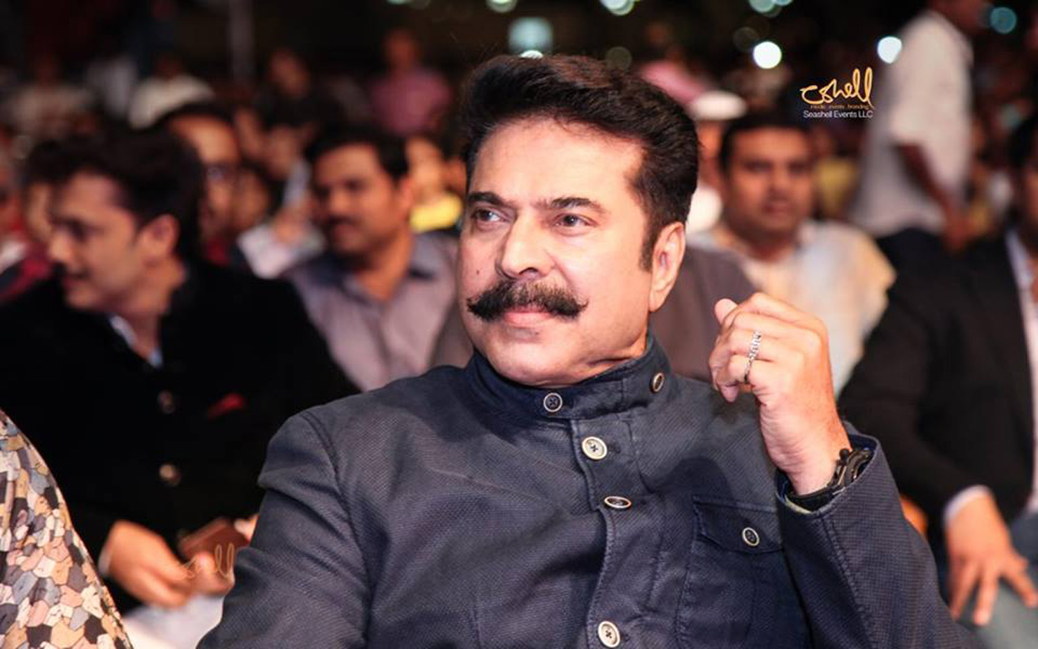 https://onlookersmedia.in/wp-content/uploads/2016/03/Mammootty-at-Kairali-Ishal-Laila-2016-Stills-Photos-2.jpg