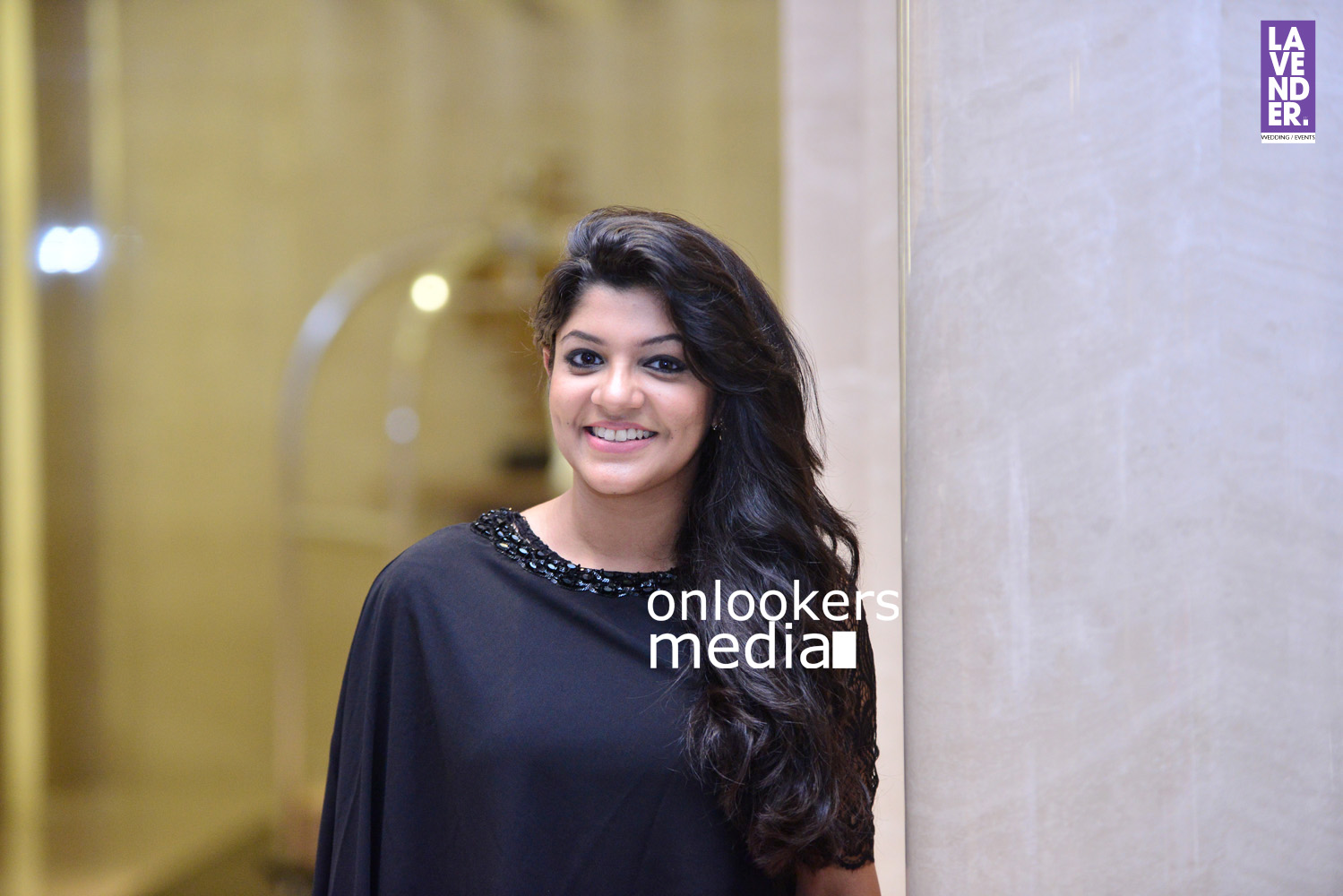 https://onlookersmedia.in/wp-content/uploads/2016/04/Aparna-Balamurali-latest-photos-makeover-Photoshoot-12.jpg