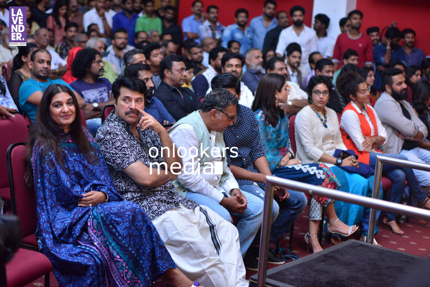 https://onlookersmedia.in/wp-content/uploads/2016/04/Mammootty-wife-Sulfath-Mammootty-at-Charlie-100-days-celebration-2.jpg