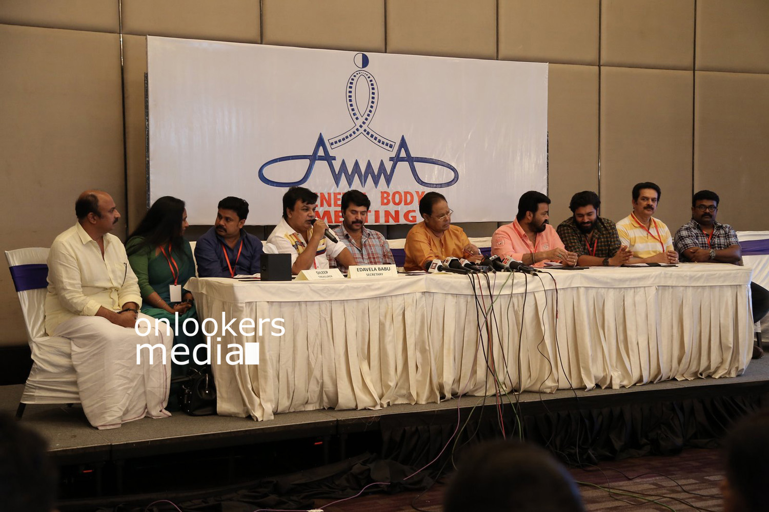 https://onlookersmedia.in/wp-content/uploads/2016/06/AMMA-general-body-meeting-2016-stills-photos-119.jpg