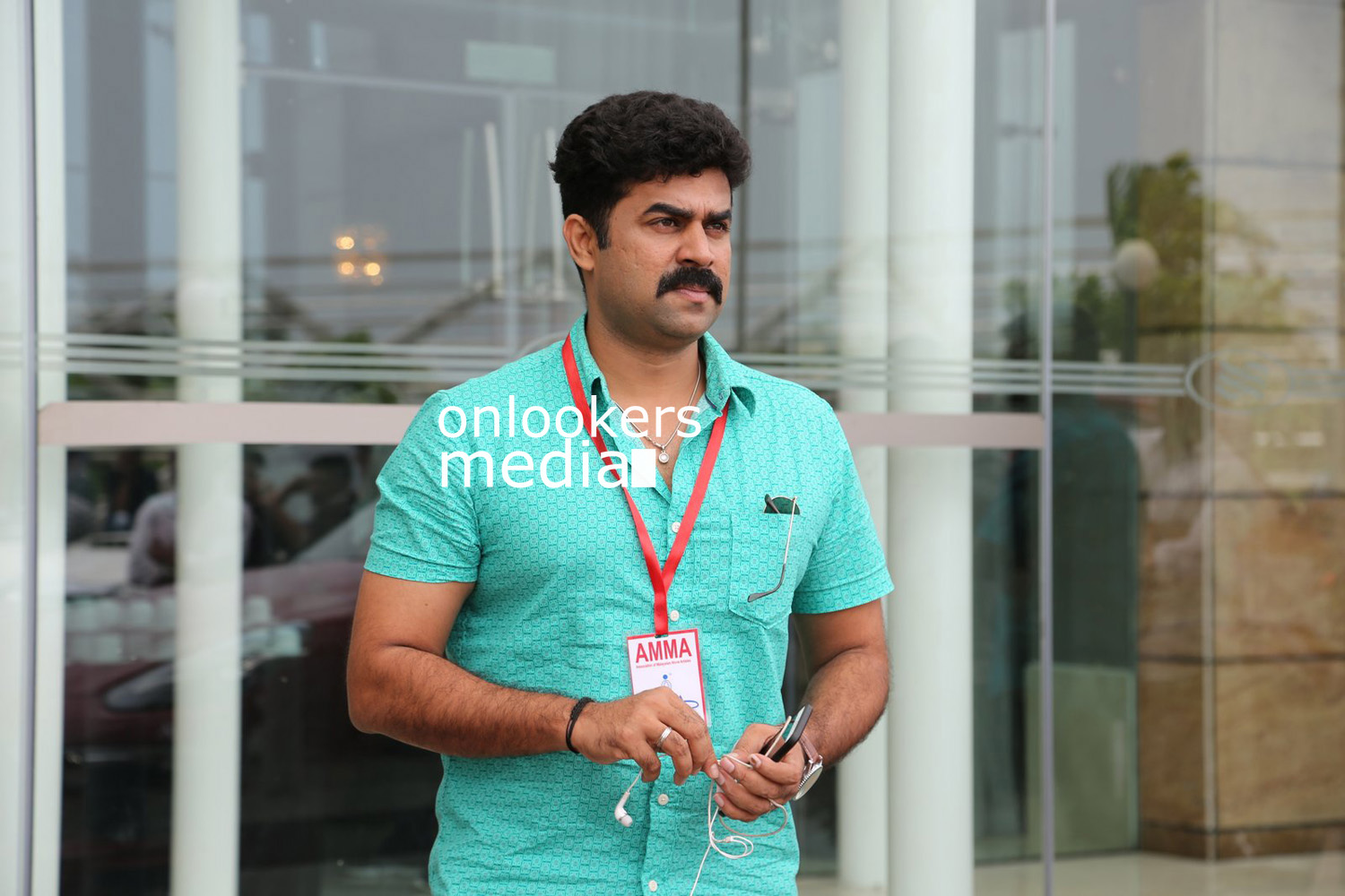 https://onlookersmedia.in/wp-content/uploads/2016/06/AMMA-general-body-meeting-2016-stills-photos-37.jpg