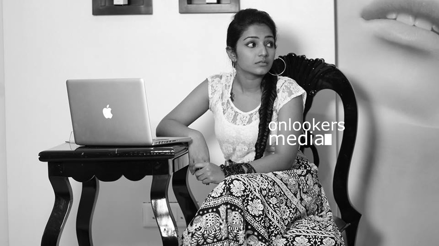 http://onlookersmedia.in/wp-content/uploads/2016/07/Anuraga-Karikkin-Vellam-actress-Rajisha-Vijayan-stills-photos-35.jpg