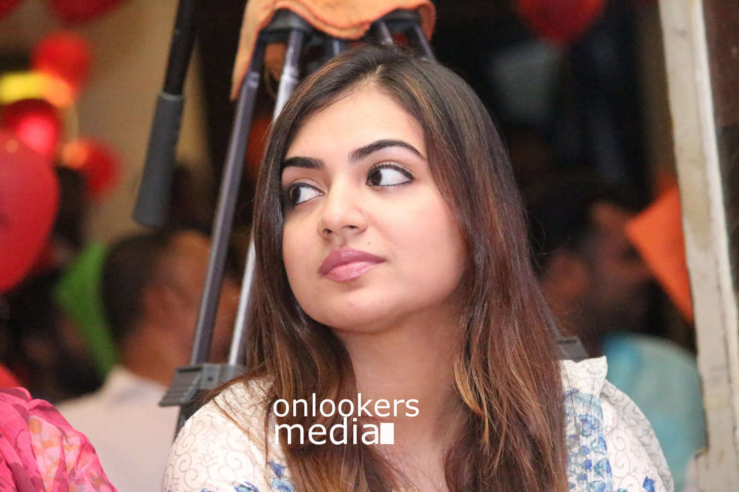 https://onlookersmedia.in/wp-content/uploads/2016/07/Nazriya-Fahad-Fazil-Basheerinte-Premalekhanam-stills-photos-1.jpg