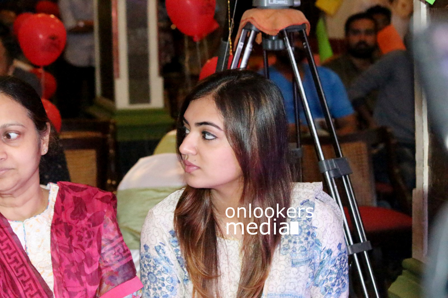 https://onlookersmedia.in/wp-content/uploads/2016/07/Nazriya-Fahad-Fazil-Basheerinte-Premalekhanam-stills-photos-21.jpg