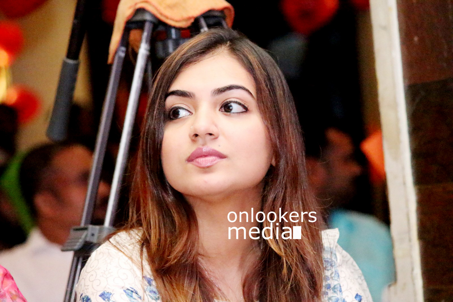 https://onlookersmedia.in/wp-content/uploads/2016/07/Nazriya-Fahad-Fazil-Basheerinte-Premalekhanam-stills-photos-22.jpg