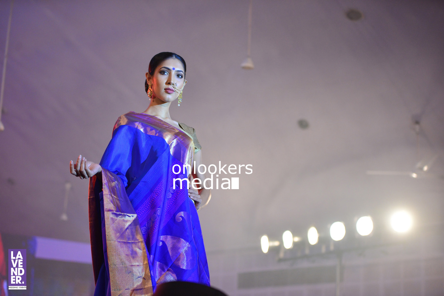 http://onlookersmedia.in/wp-content/uploads/2016/07/Saptamukhi-2016-Mahalekshmi-Silks-fashion-show-stills-photos-105.jpg