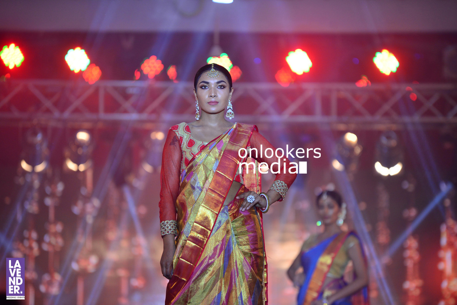 http://onlookersmedia.in/wp-content/uploads/2016/07/Saptamukhi-2016-Mahalekshmi-Silks-fashion-show-stills-photos-12.jpg