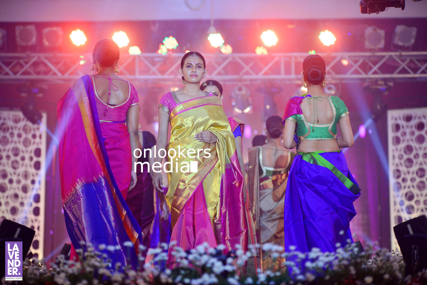 http://onlookersmedia.in/wp-content/uploads/2016/07/Saptamukhi-2016-Mahalekshmi-Silks-fashion-show-stills-photos-142.jpg