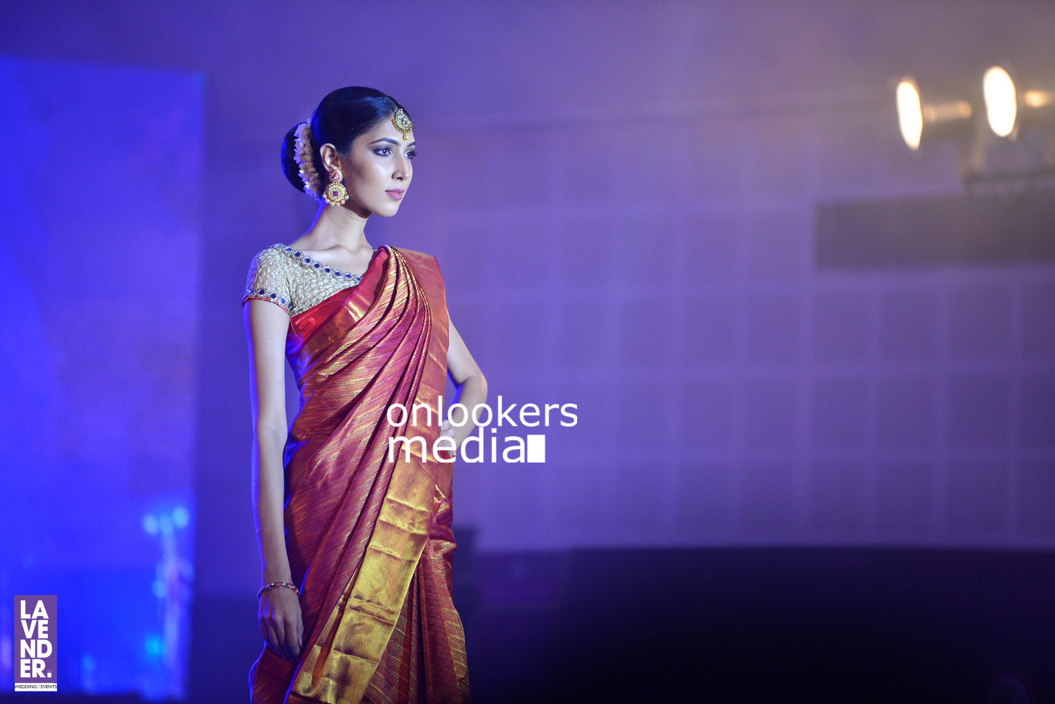 http://onlookersmedia.in/wp-content/uploads/2016/07/Saptamukhi-2016-Mahalekshmi-Silks-fashion-show-stills-photos-23.jpg