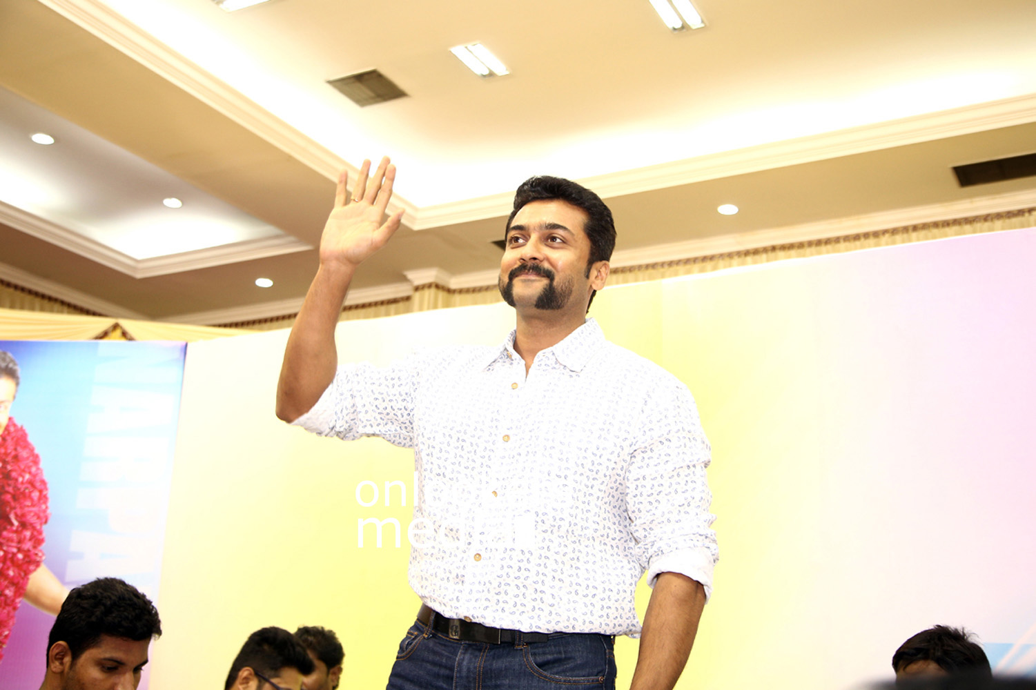 https://onlookersmedia.in/wp-content/uploads/2016/07/tamil-actor-Suriya-birth-day-celebration-stills-photos-2016-1.jpg