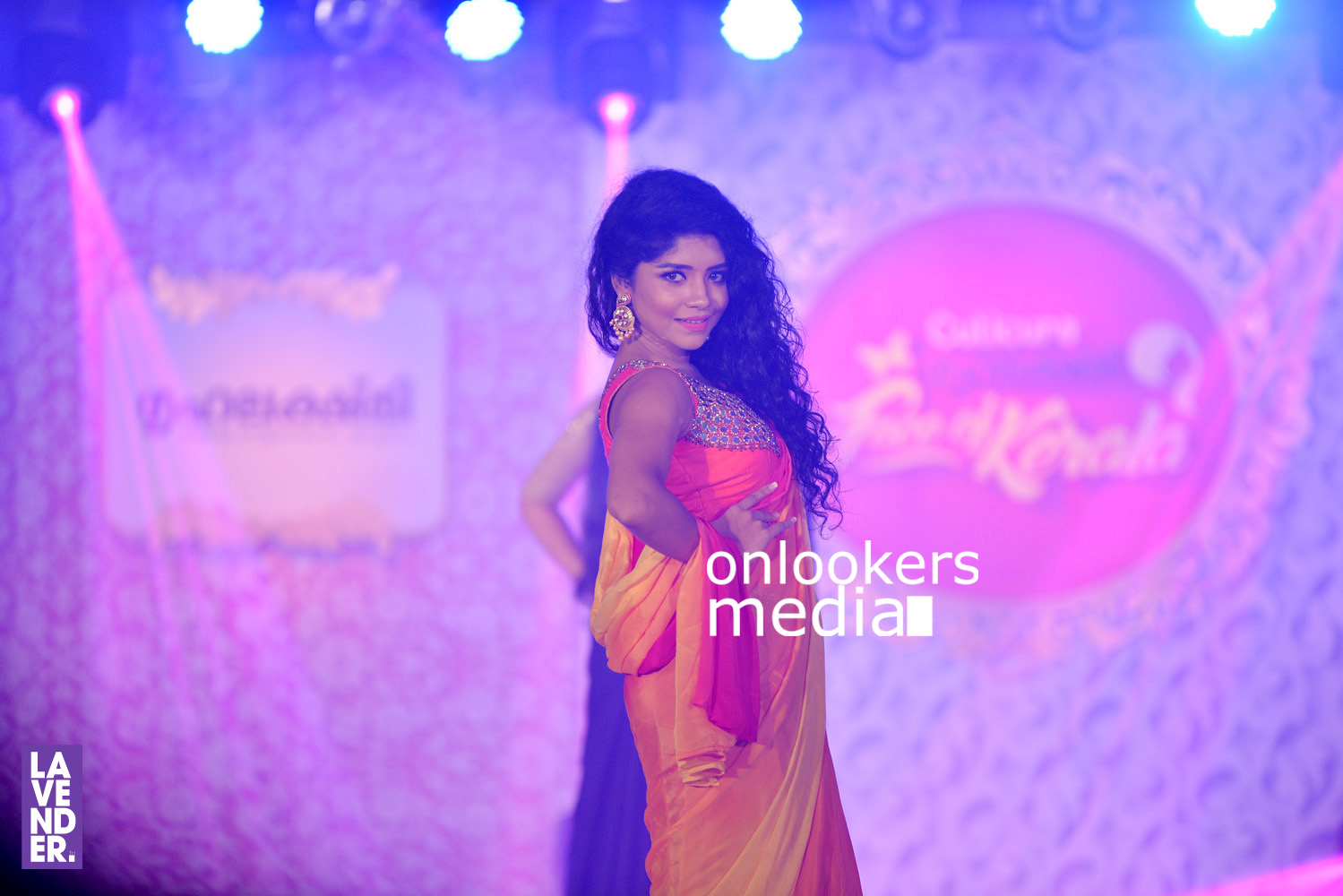 https://onlookersmedia.in/wp-content/uploads/2016/08/Grihalakshmi-Face-of-Kerala-2016-grand-finale-stills-photos-193.jpg