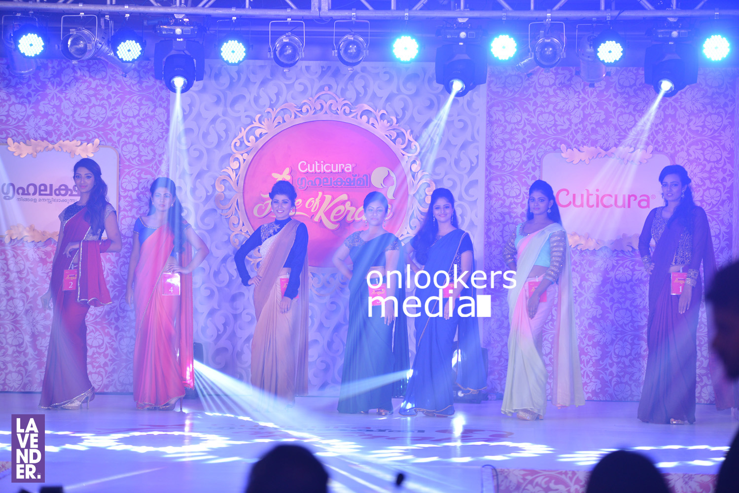 https://onlookersmedia.in/wp-content/uploads/2016/08/Grihalakshmi-Face-of-Kerala-2016-grand-finale-stills-photos-55.jpg